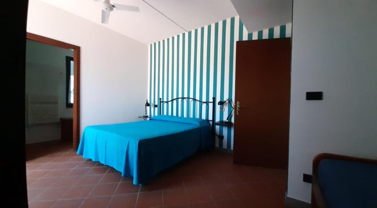 Agriturismo Calendiluna Luni Exteriér fotografie